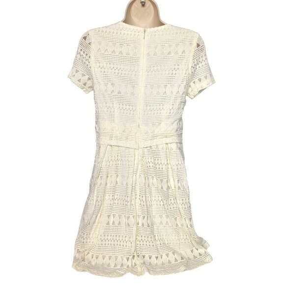 Net Cream Crochet Lace A Line Dress Size 6 - Picture 3 of 5